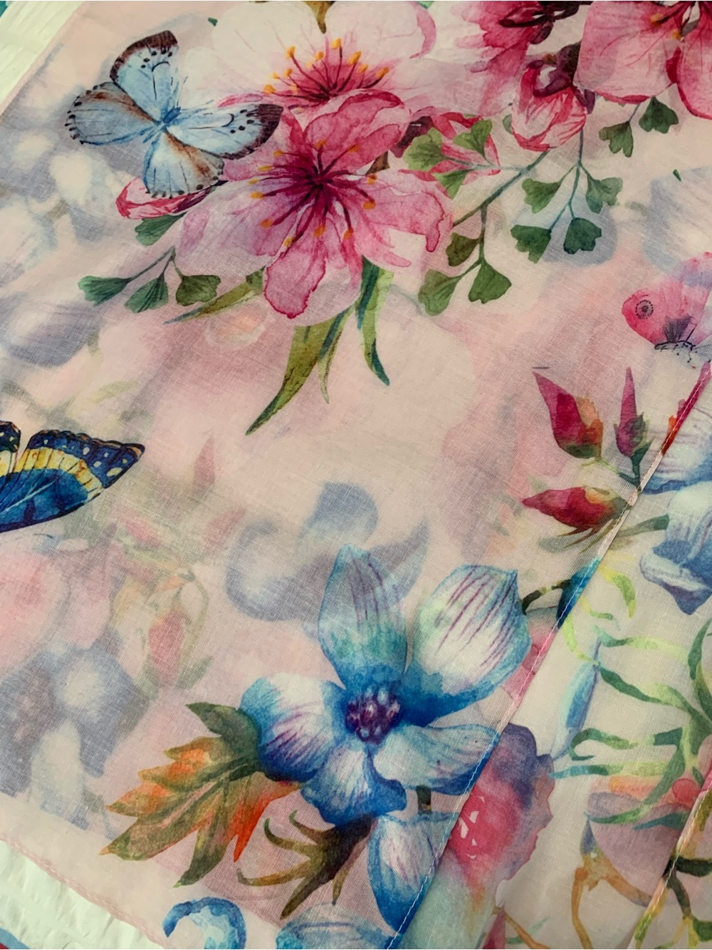 NWOT Aratta Silent Journey Floral and Butterfly  Kimono - Picture 10 of 16